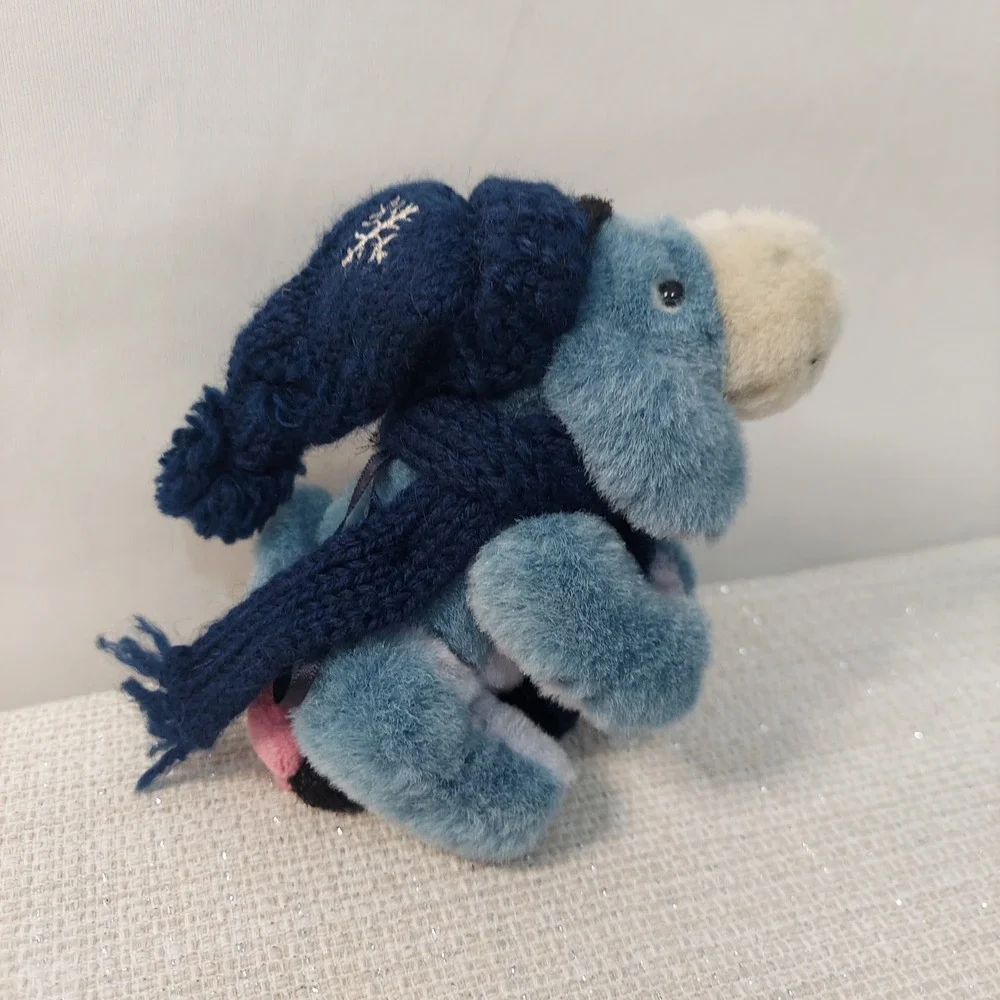 Disney Boyds Collection Eeyore Plush Ornament Blue Knit Hat Scarf Snowflake 6in - Picture 7 of 15